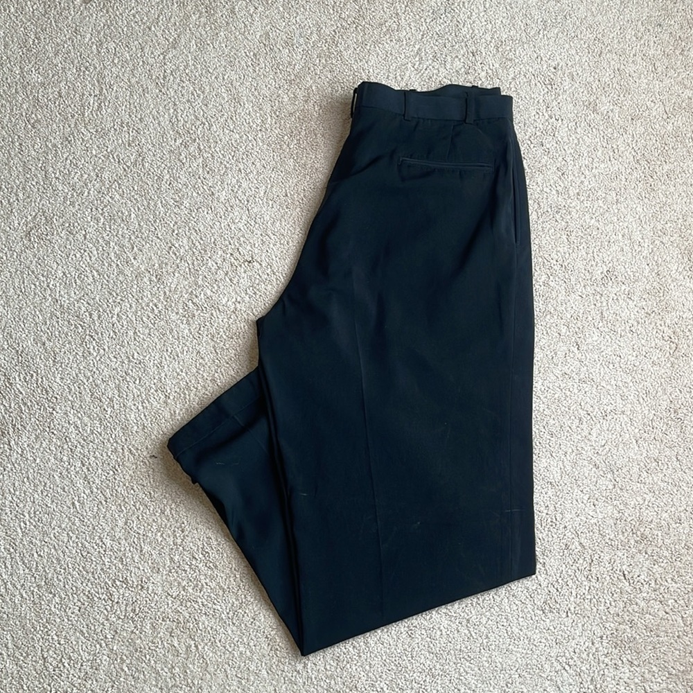 Sophisticated Men's Black Dress Pants (Size: 42/34)
